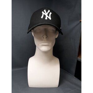 New Era 9Forty New York Yankees Cap Snapback Black One Size NEW WITH TAGS!